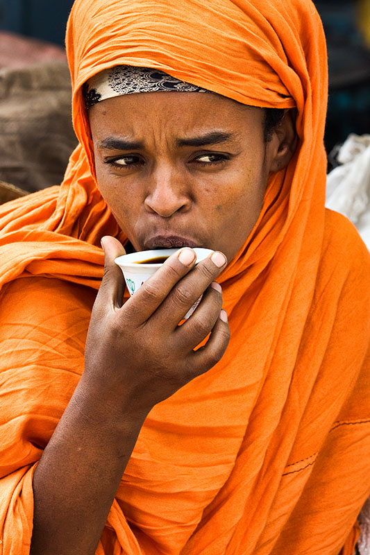 160   Enjoying the coffee. Harar   Ethiopia 